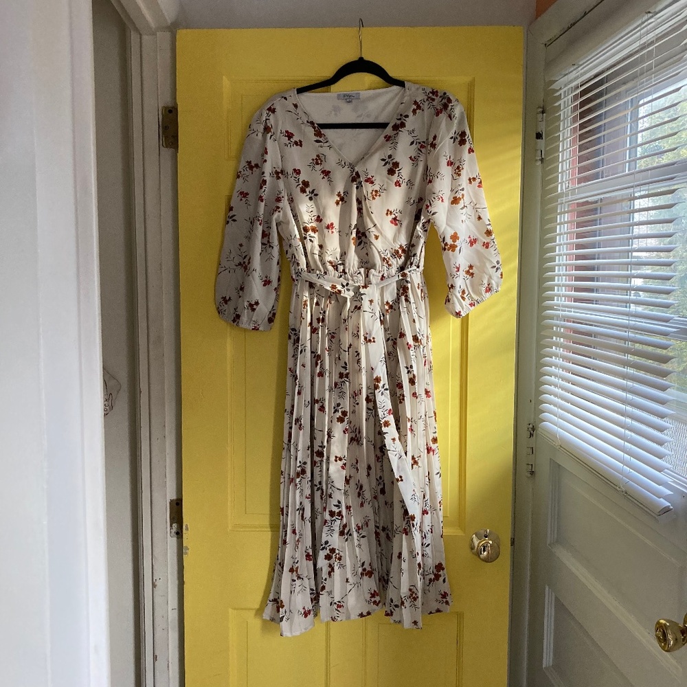 Polagram Cream Floral Pleated Prairie Dress NWOT